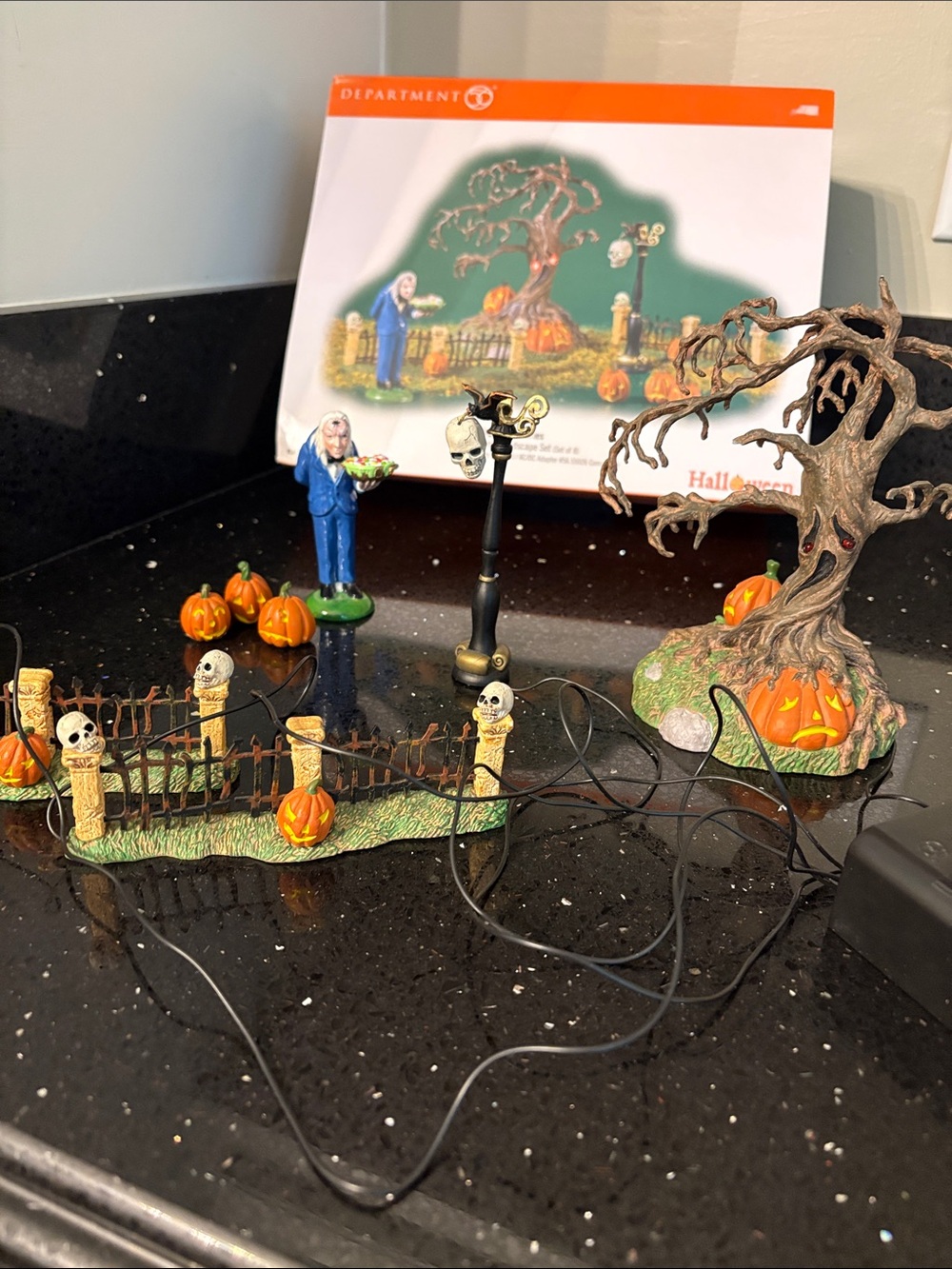Department 56 LIT Halloween Village Gravely Landscape Accessory Set/8 Spooky - Picture 3 of 17